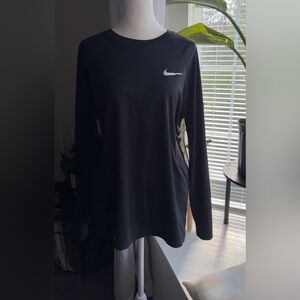 Nike Swim Women's Black Long Sleeve Tee